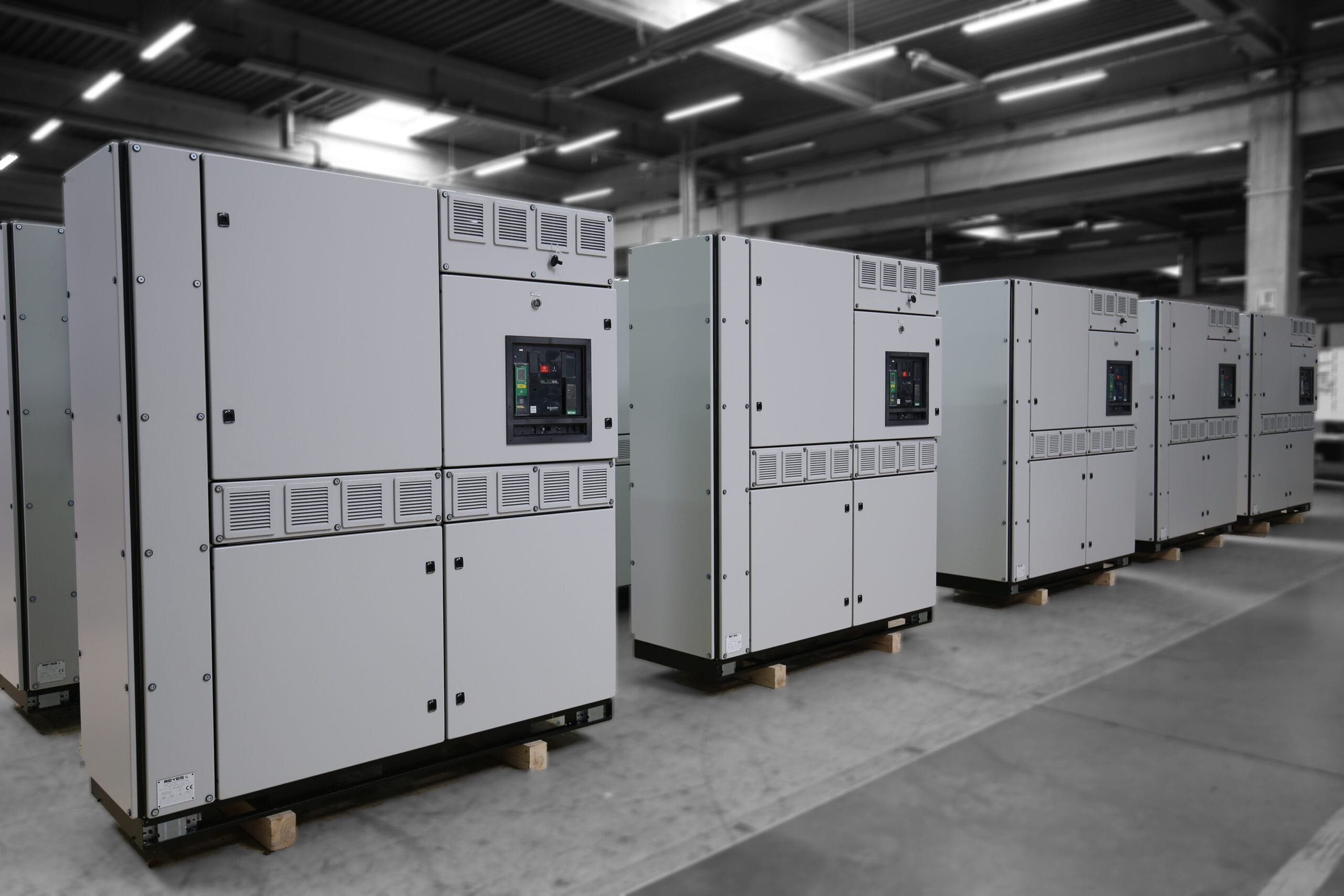 Omerys main low-voltage panel — visuel 4