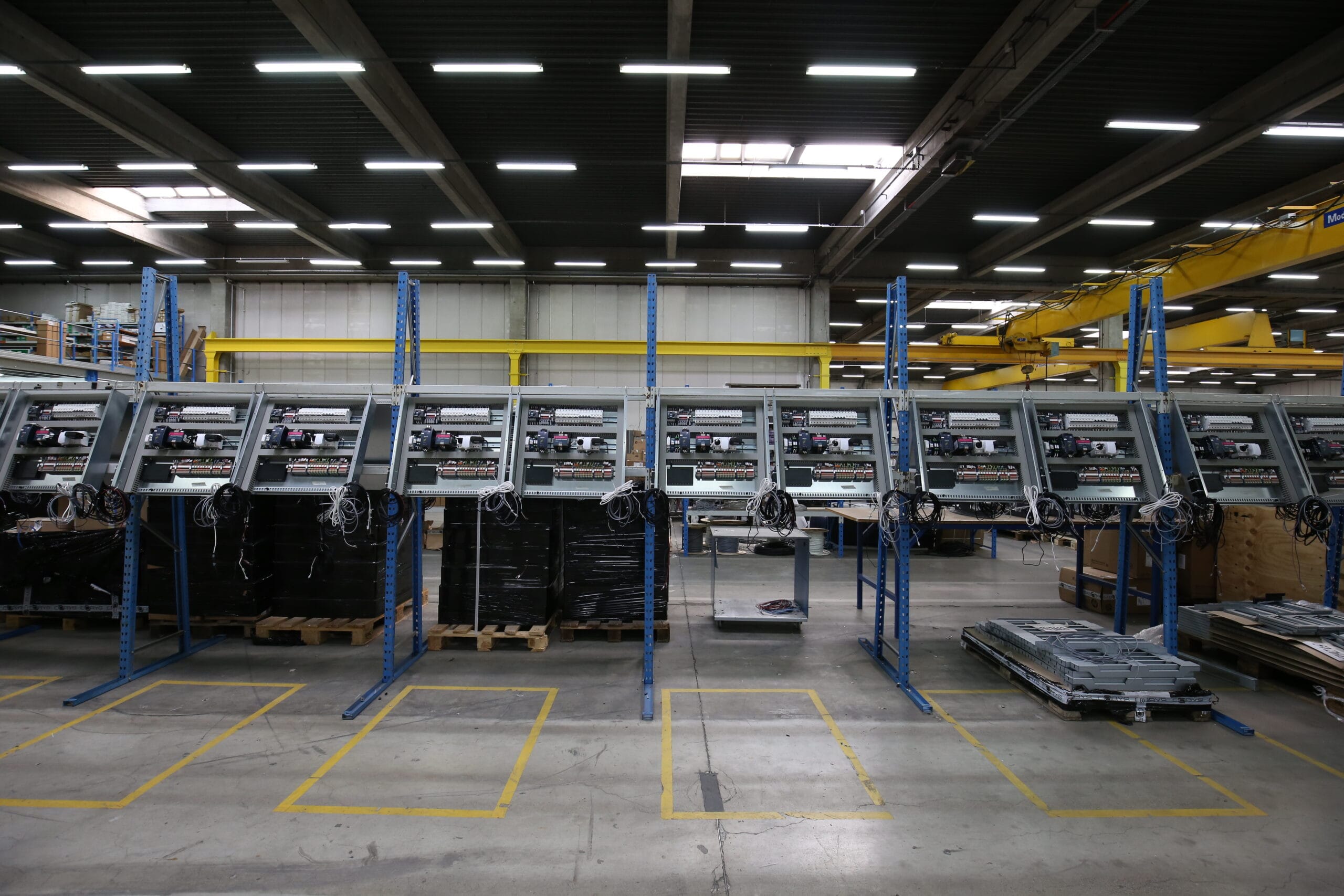 Monitoring and control equipment and automation — visuel 5